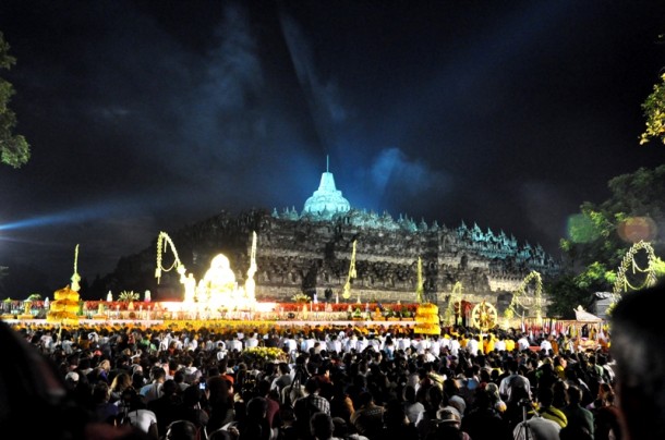Pesona Waisak oleh Satria Marsudi Nugraha
